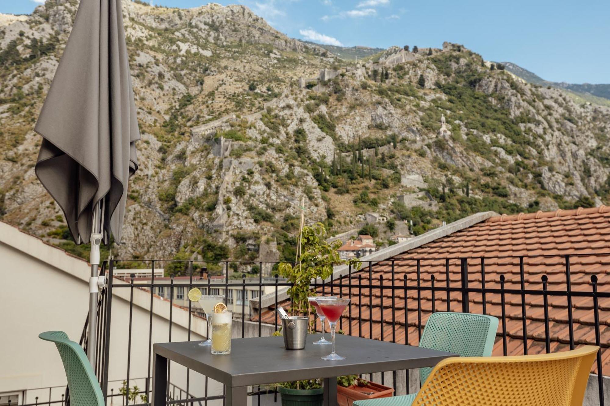 Kotor Central Point ภายนอก รูปภาพ